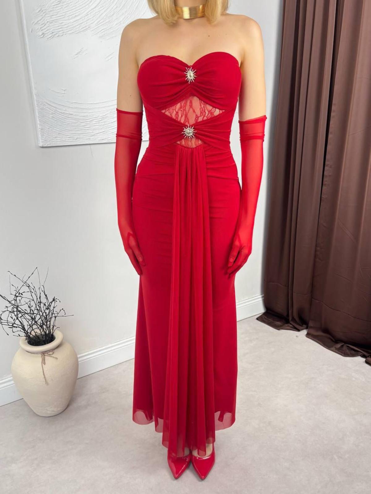 Scarlet Strapless Mermaid Gown